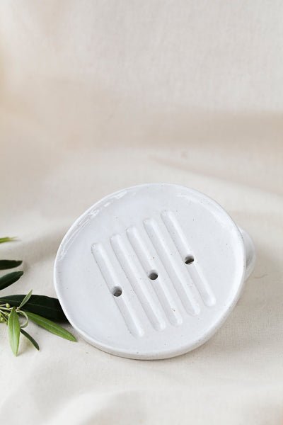 Round ceramic soap dish - Bee native products